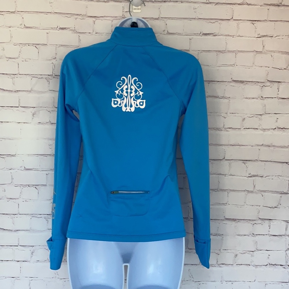 Athleta Pullover Top Size Small - image 2